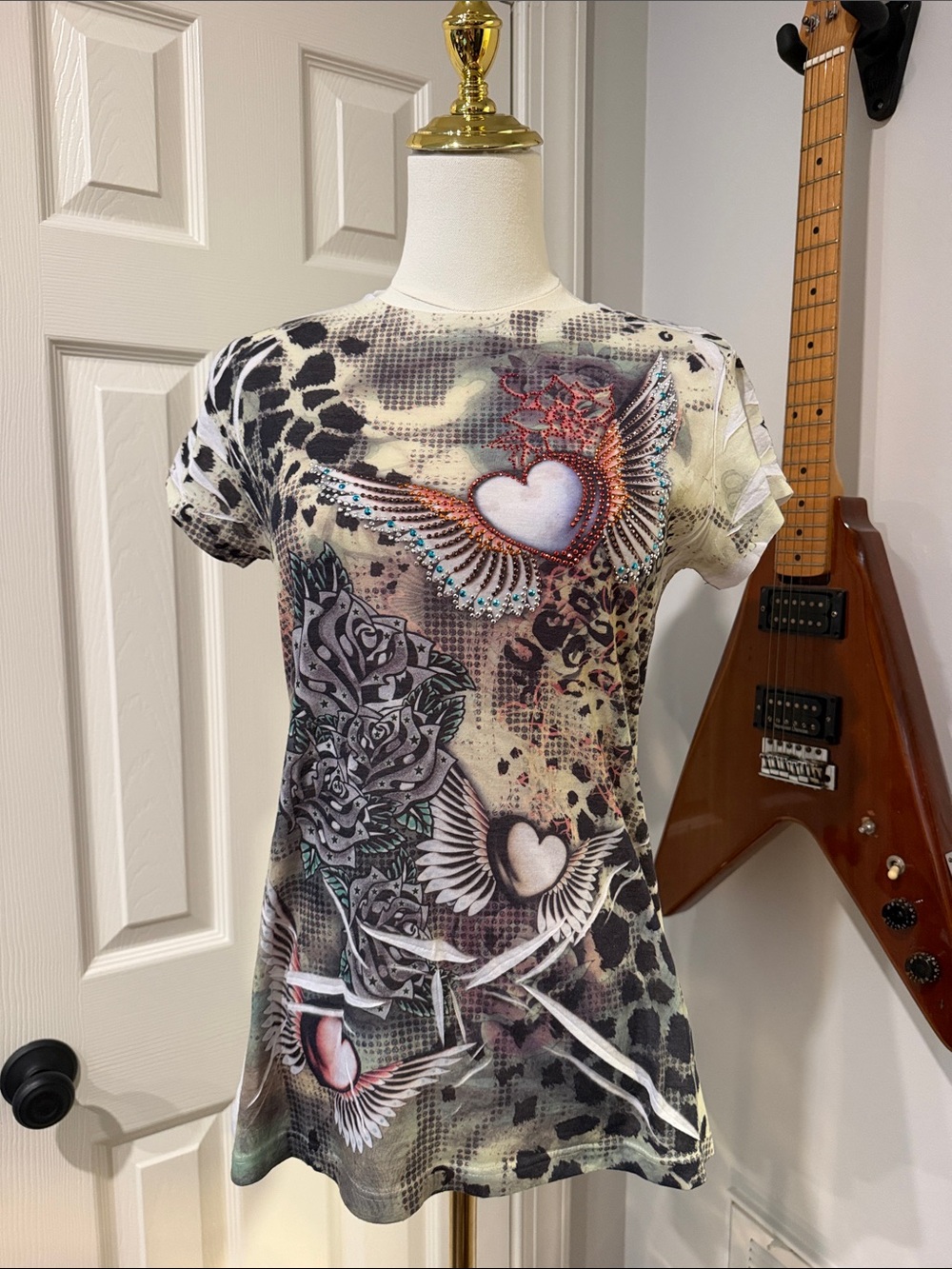 Vtg Y2K Tattoo Graphic T-Shirt All Over Print Rhinestone Heart Wings Roses L XL